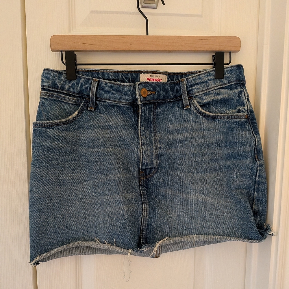 Wrangler Medium Blue Denim Cutoff Shorts